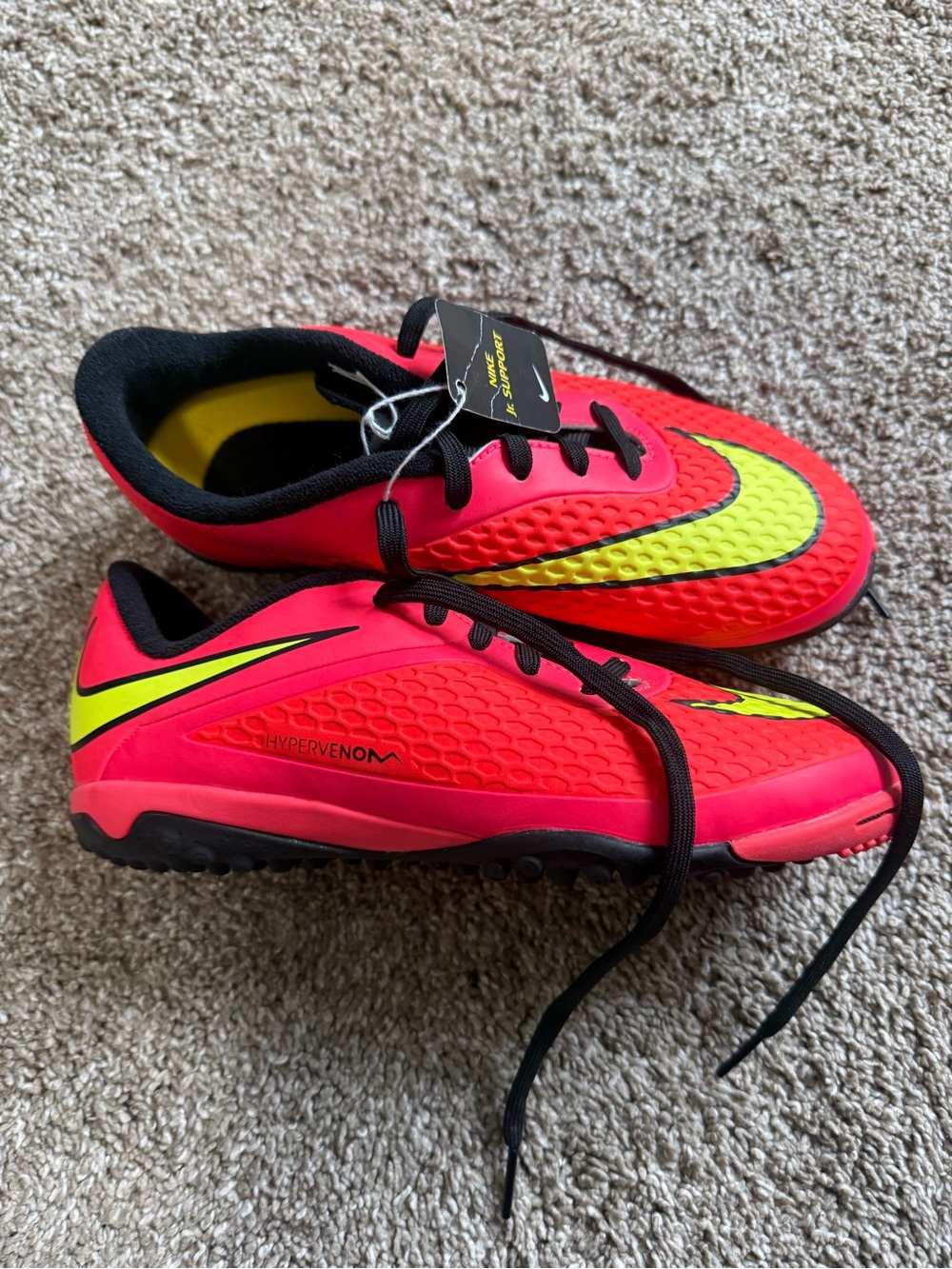 Nike soccer cleats NWT - Picture 2 of 9